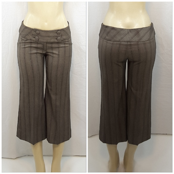 Honey Punch Pants - HONEY PUNCH, Pinstripe Herringbone Capri, size Lg